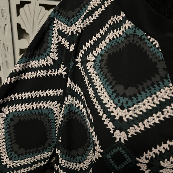 CATO EST.1946 DELIGHTFUL WHITE GREEN & BLACK DIAMOND & STITCHING DESIGN PLUS TOP - Picture 5 of 11